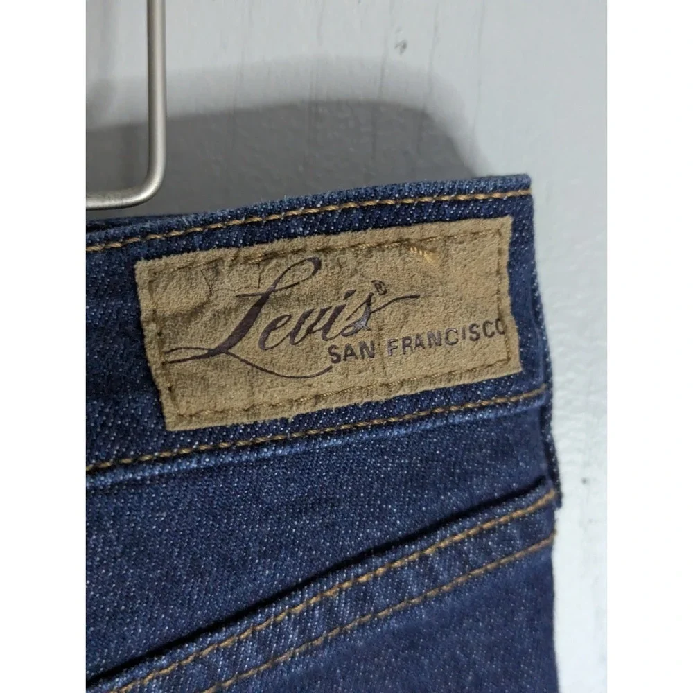 Levis San Francisco slight‎ curve skinny blue jeans womens 18W denim 5 pocket